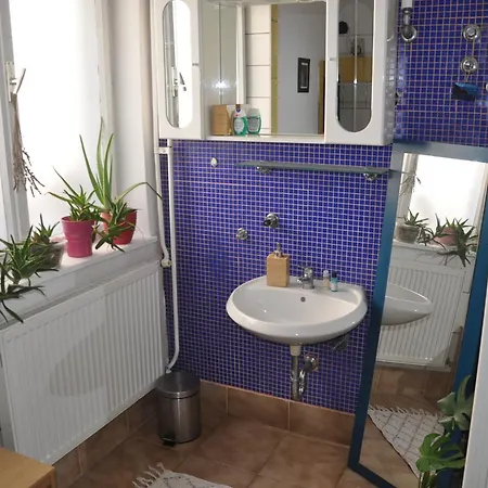 Apartament By The River *